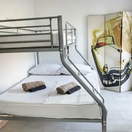 Majla Apartment Vir